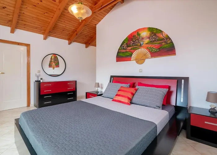 Villa Avrochares