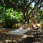 Villa Avrochares *